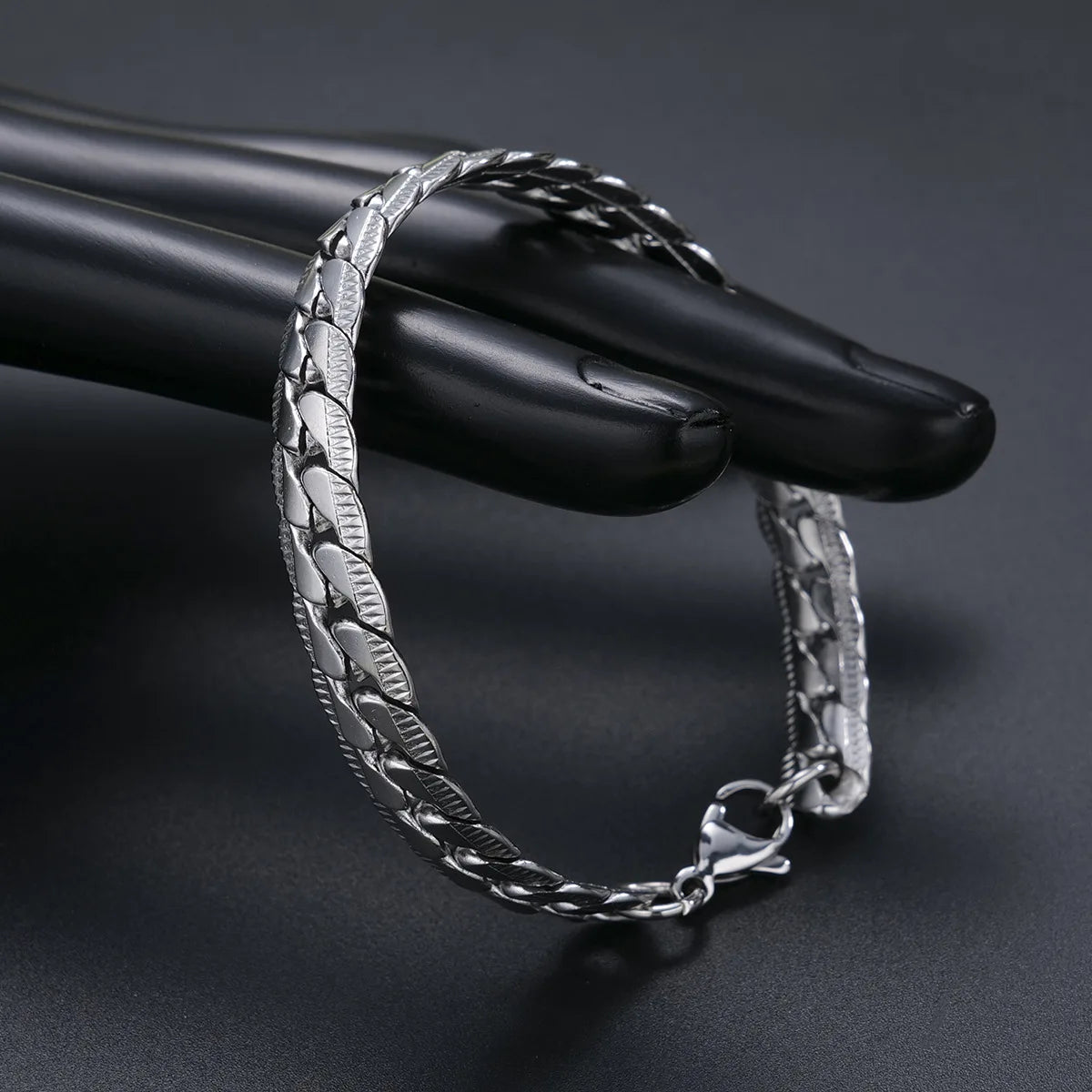 New Trendy Cuban Chain Men Bracelet Classic Stainless Steel Silver Color Width Chain Bracelet For Women Fashion Jewelry Gifts